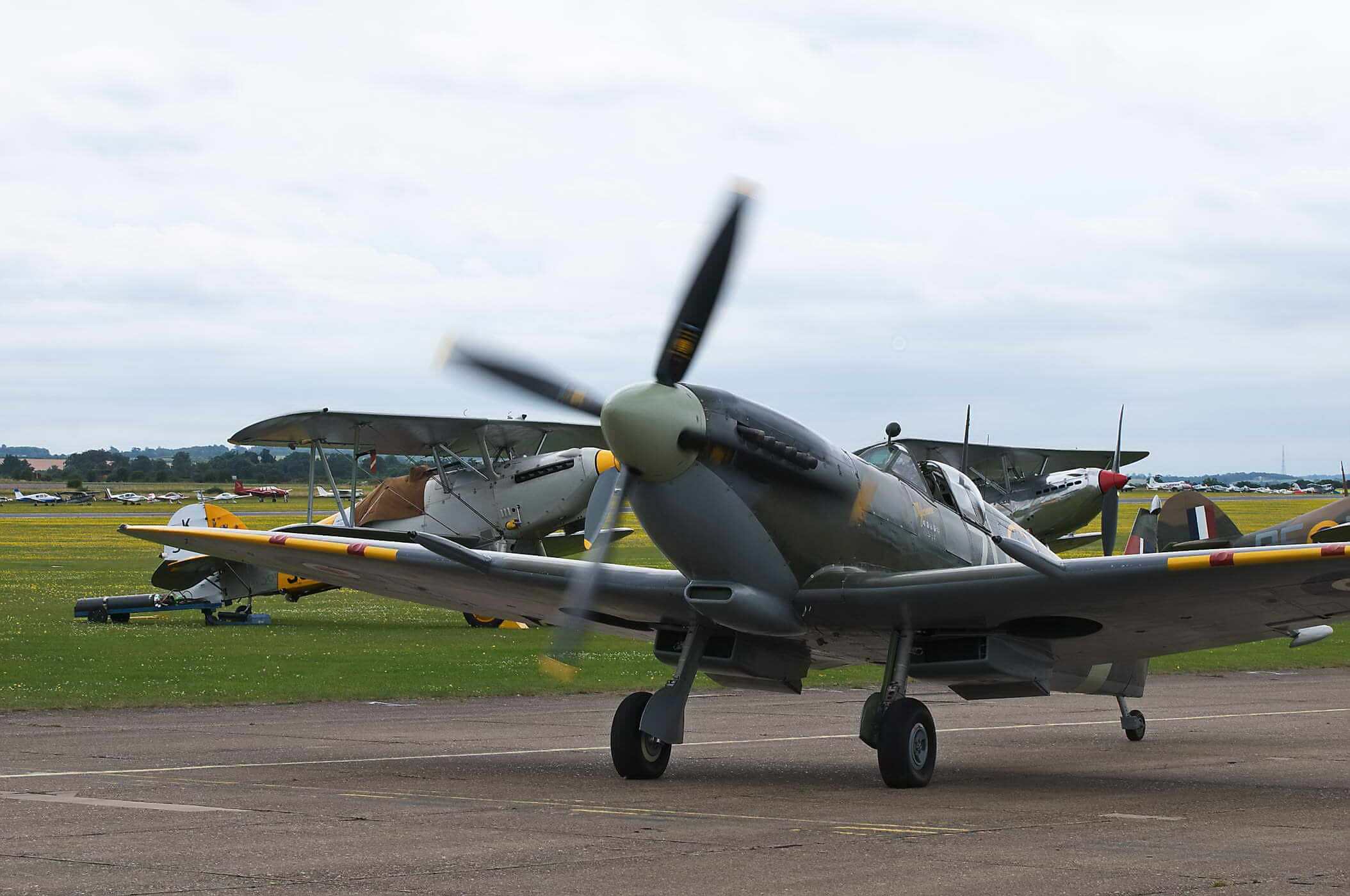 Spitfire LF IXC MH434